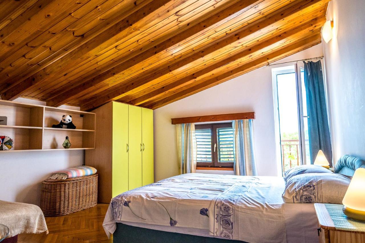 Apartmani Rosa Turanj Exteriér fotografie
