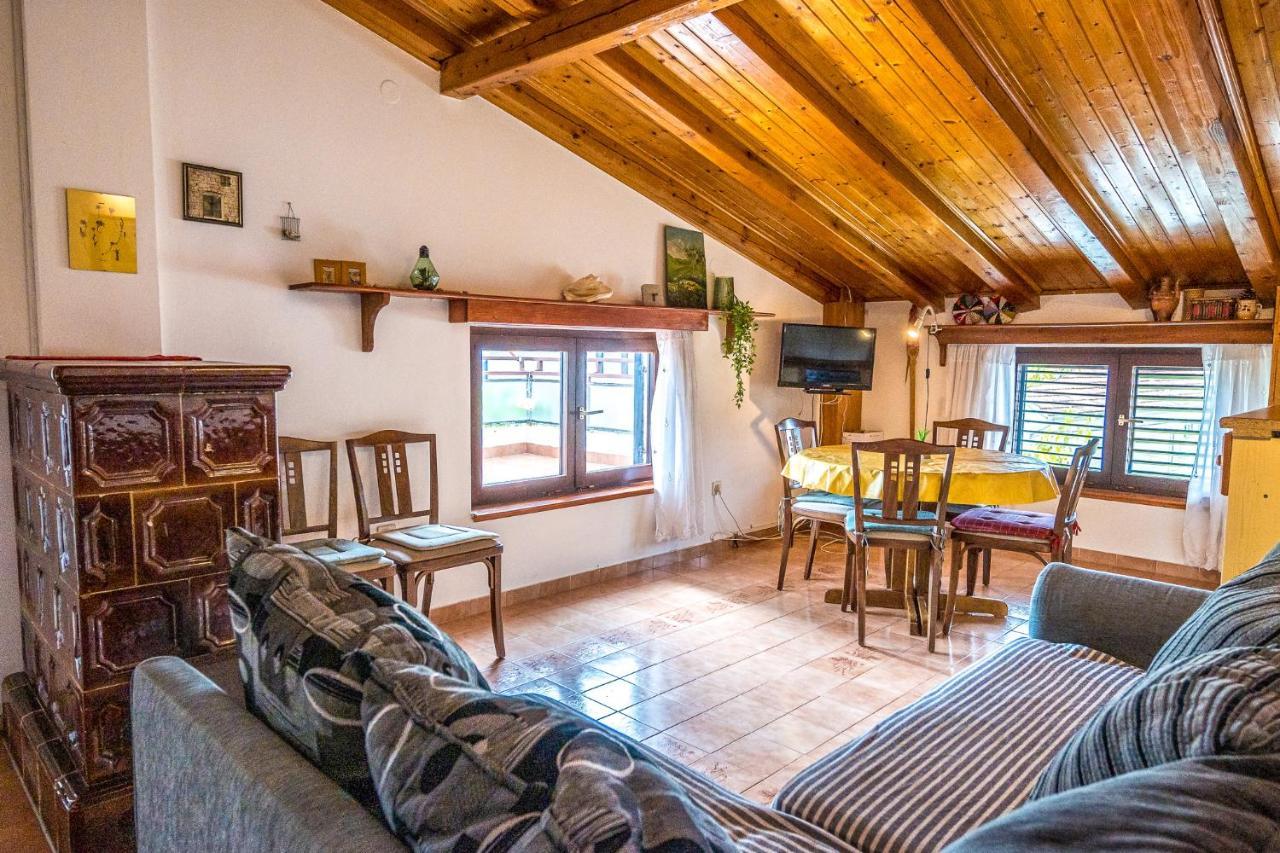 Apartmani Rosa Turanj Exteriér fotografie