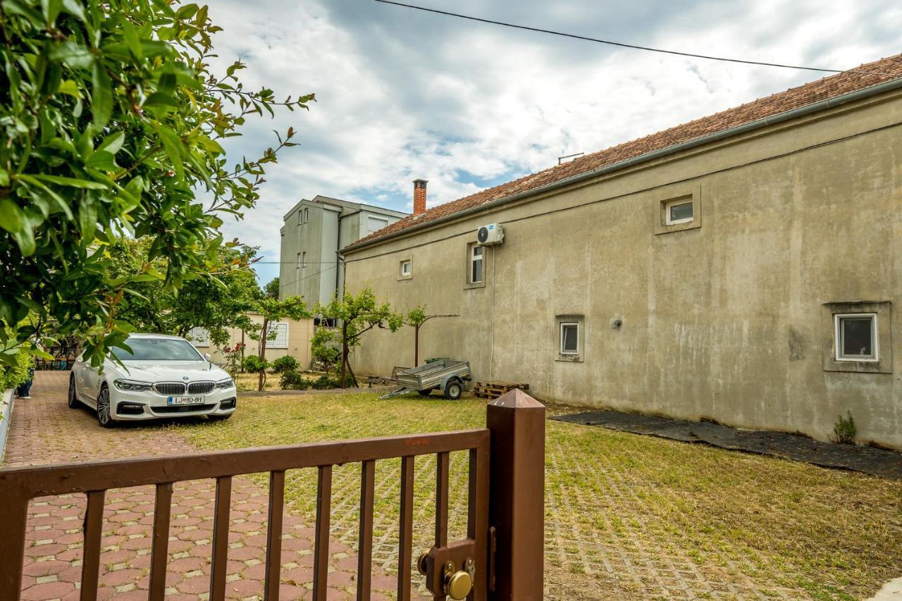 Apartmani Rosa Turanj Exteriér fotografie