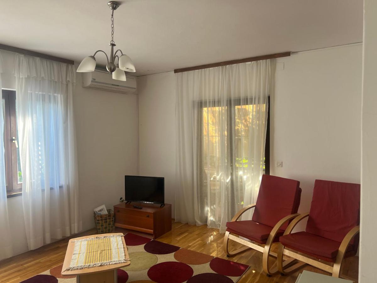 Apartmani Rosa Turanj Exteriér fotografie