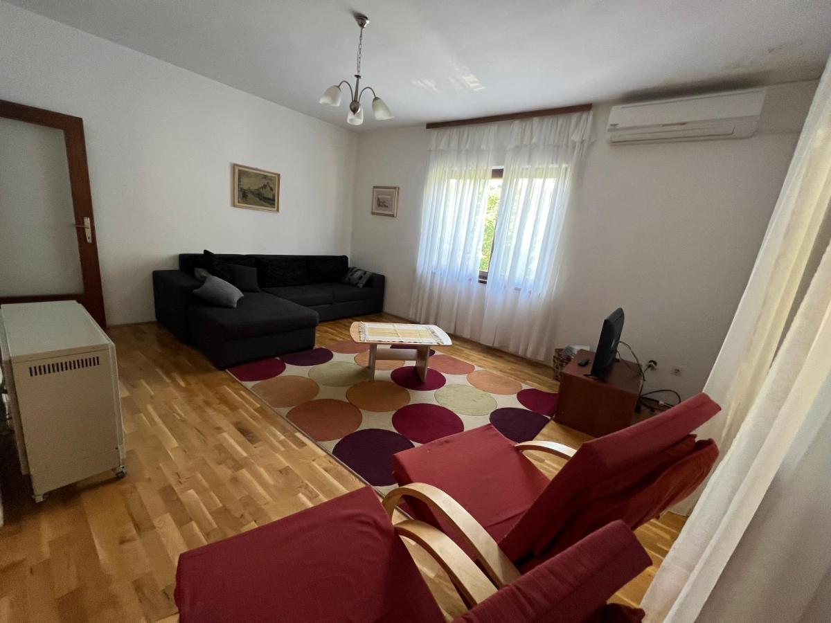Apartmani Rosa Turanj Exteriér fotografie